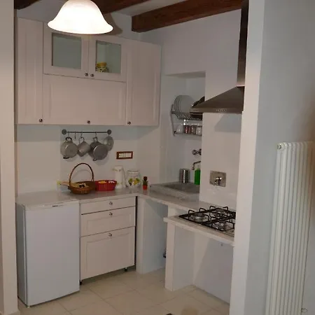 Posizione_strategica_sottosopra_laspezia Apartment